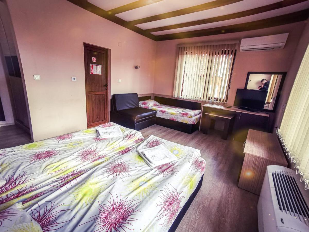 Hotel Alikante سارنيتسا المظهر الخارجي الصورة