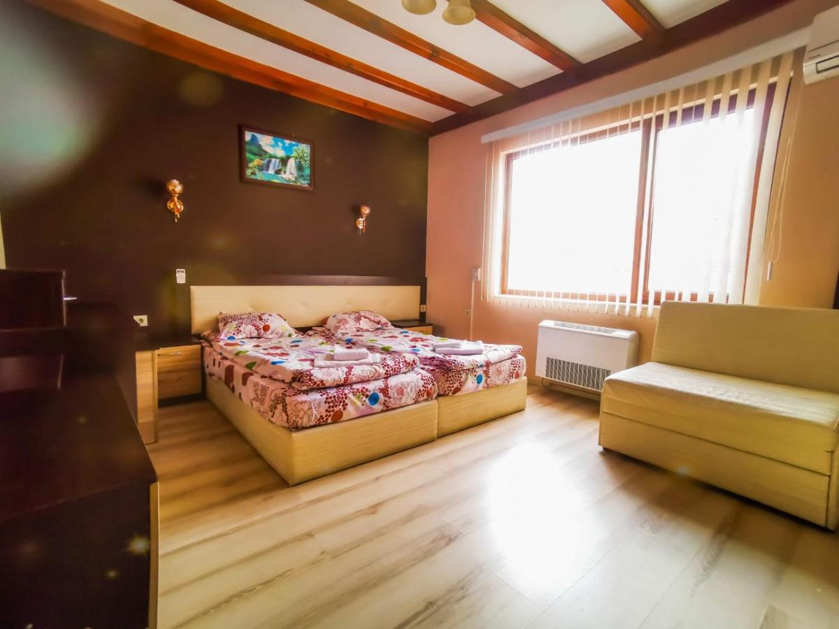 Hotel Alikante سارنيتسا المظهر الخارجي الصورة