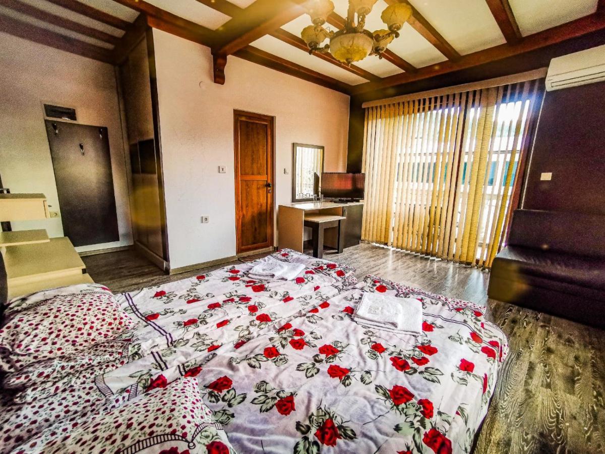 Hotel Alikante سارنيتسا المظهر الخارجي الصورة