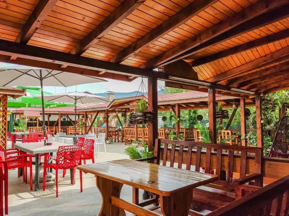 Hotel Alikante سارنيتسا المظهر الخارجي الصورة